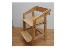 Growing chair made of solid ash wood