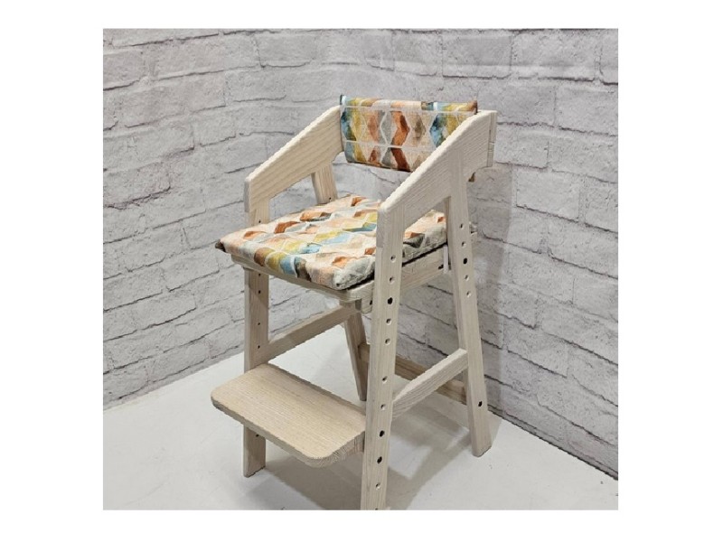 Growing ash chair (with cushion)